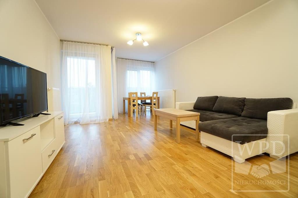 Modern Apartment-City Center-New Building-Garage 弗罗茨瓦夫 外观 照片